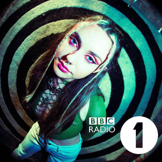 Dean McCullough played Lucy Deakin ‘how am I supposed to’ on BBC Radio1 this week!